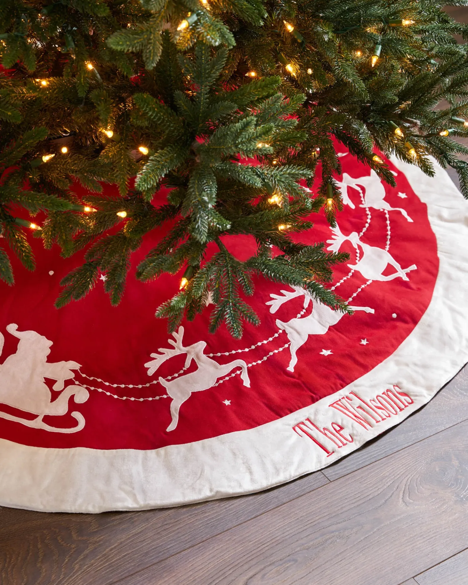 Dashing Through The Snow Christmas Tree Skirts