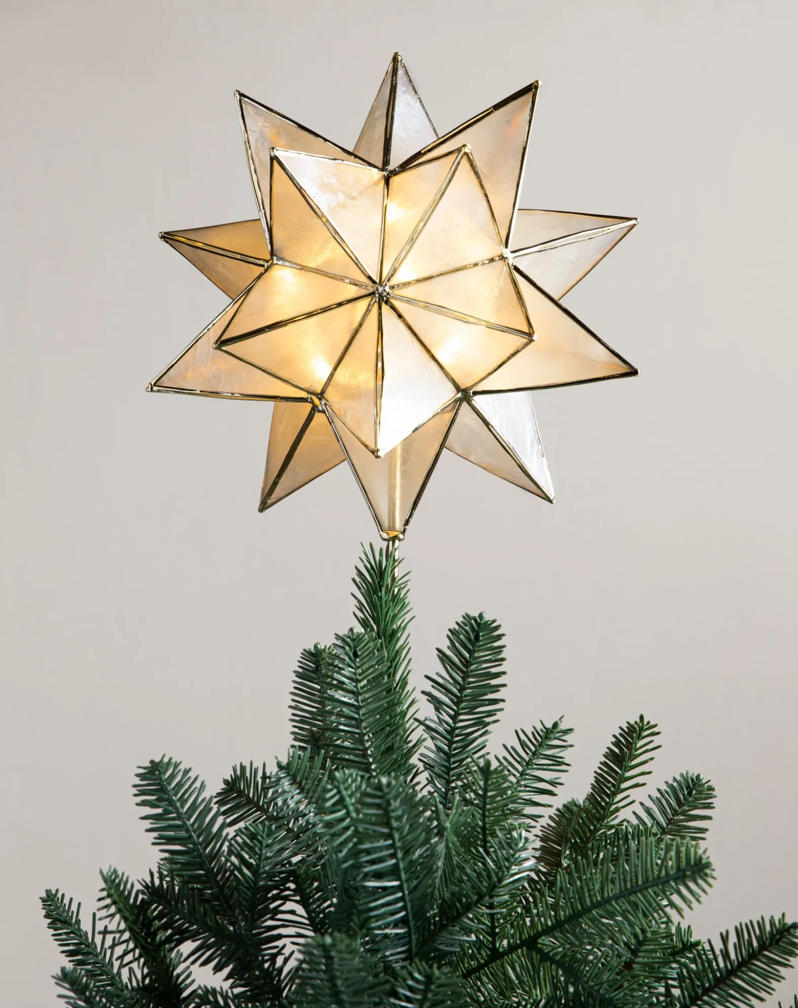 Lit Capiz Star Tree Toppers