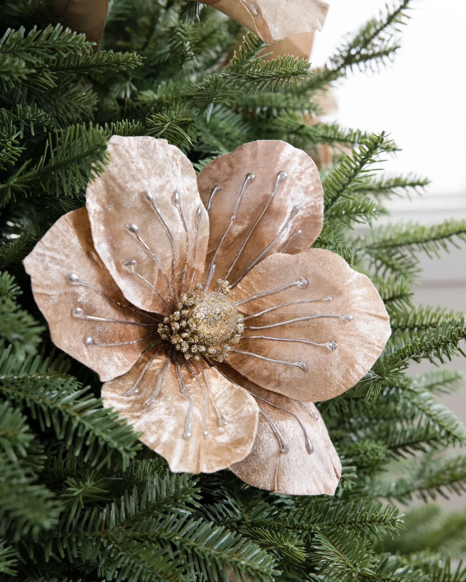 Magnolia Christmas Tree Picks