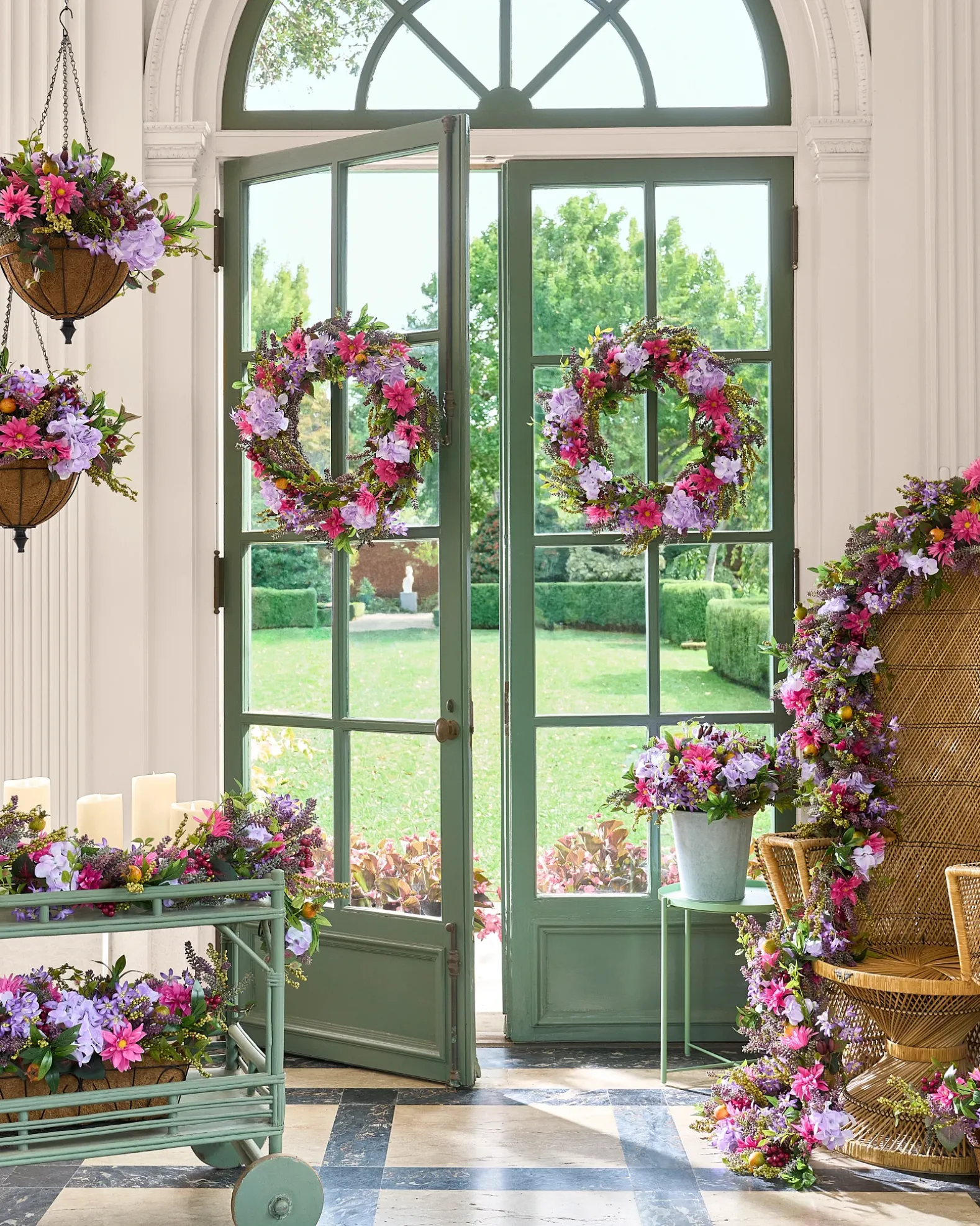 Outdoor Vibrant Summer Bloom Foliage