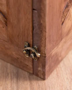 Wooden Crate Christmas Tree Collars